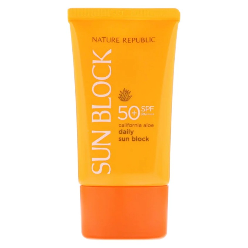 California Aloe Daily Moisture Sunblock Spf50+ PA++++